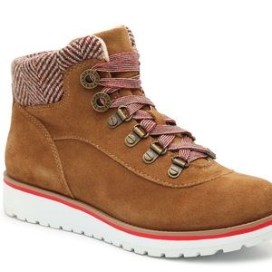 Brand new in box AK boots